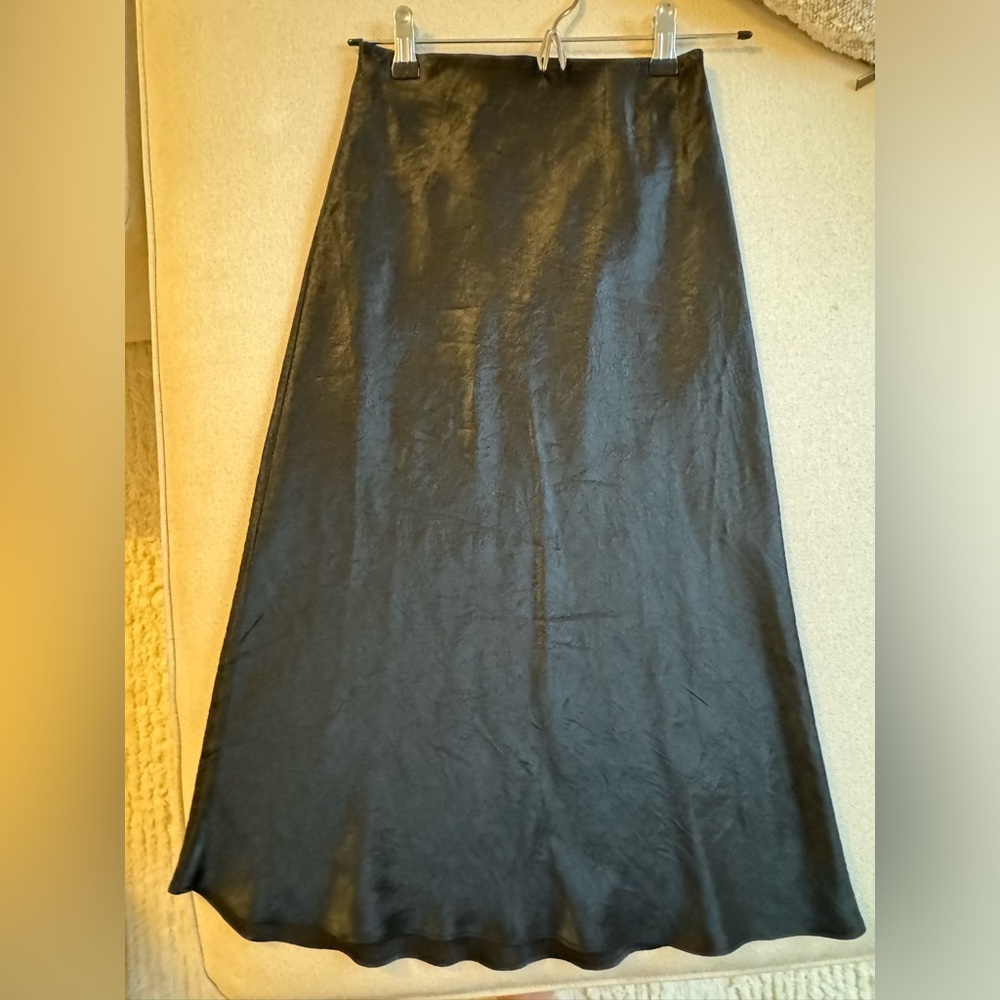 Aritzia Slip Satin Midi Skirt. Worn once. Perfect condition.